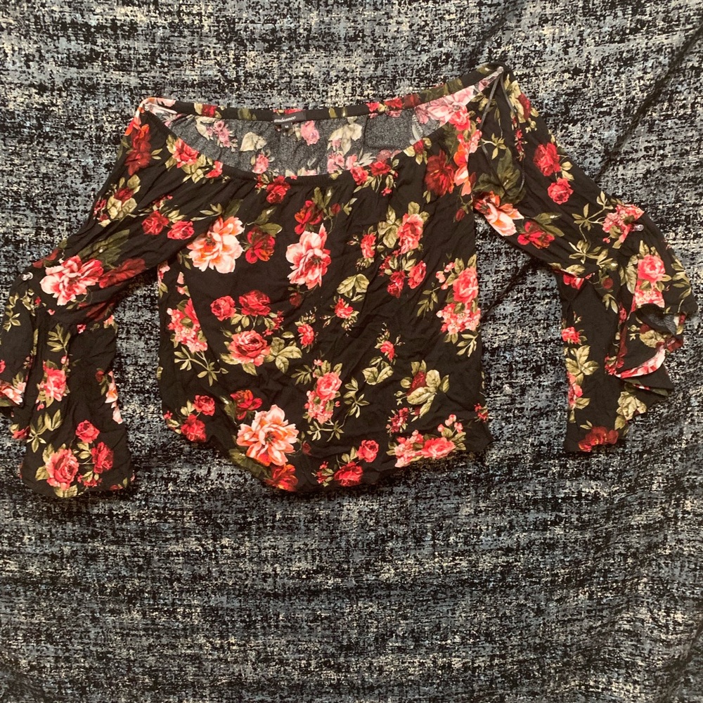 BLACK RED PINK FLORAL TOP